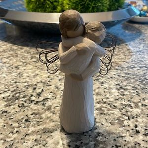 Willow Tree angels embrace